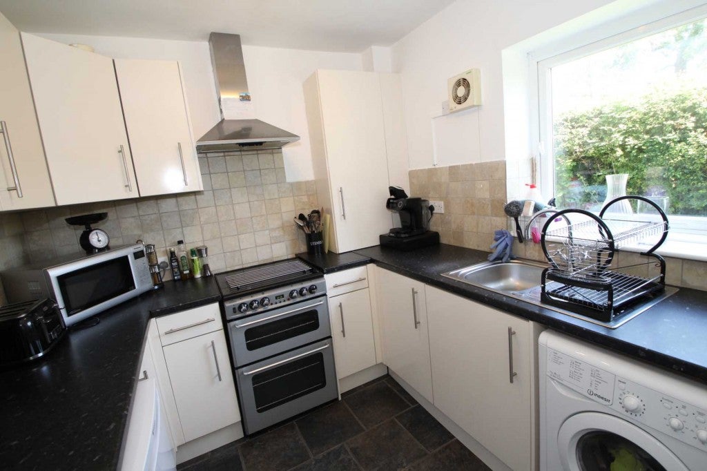 Flat Eastwood Court in Dacorum