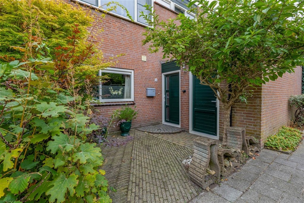 Tussenwoning te koop: De Reede 56, Veendam