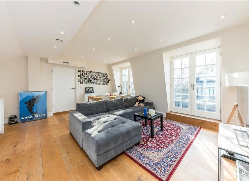 Flat Oxford Street in City of Westminster