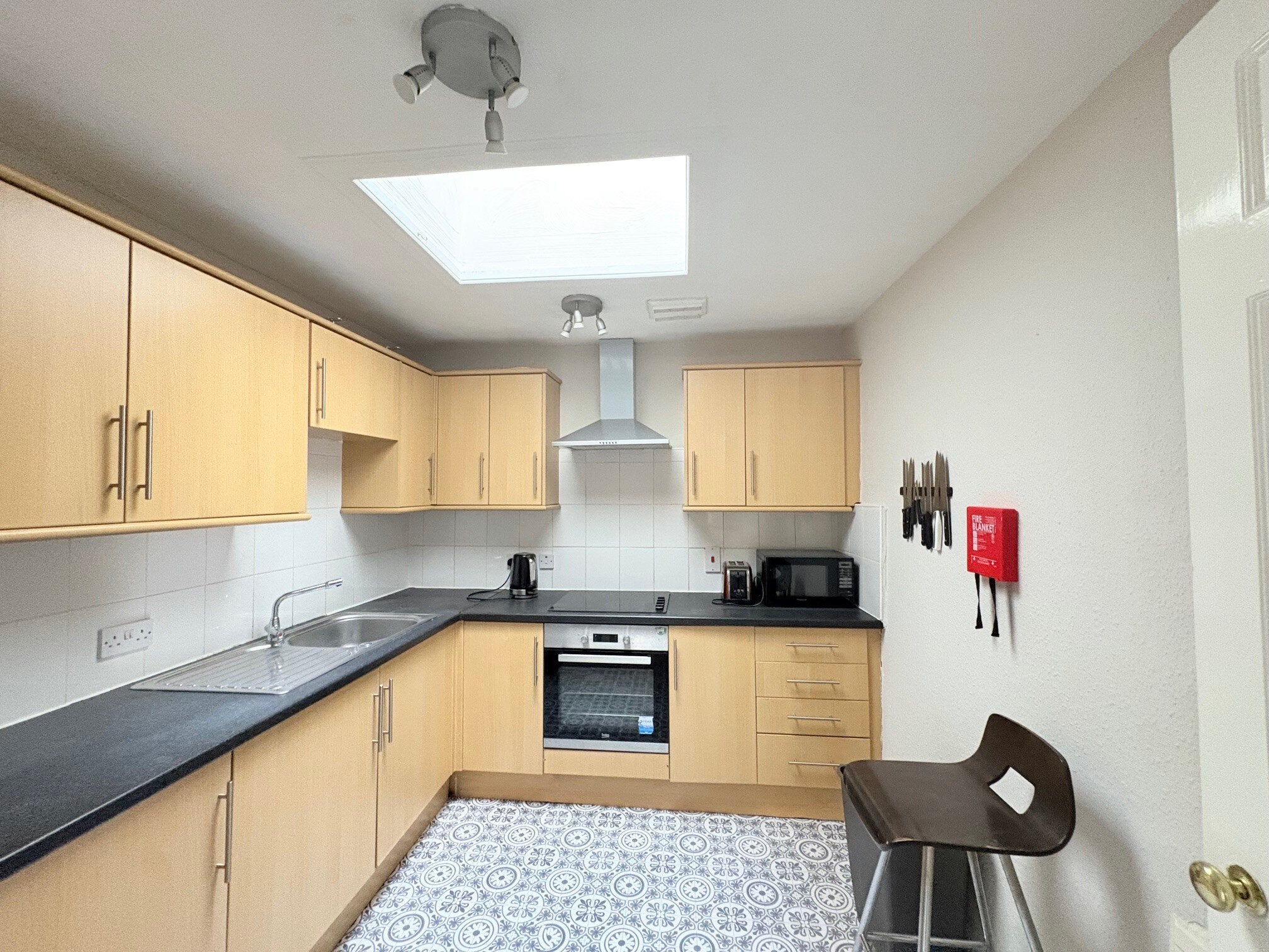 Room Grove Street in City of Edinburgh