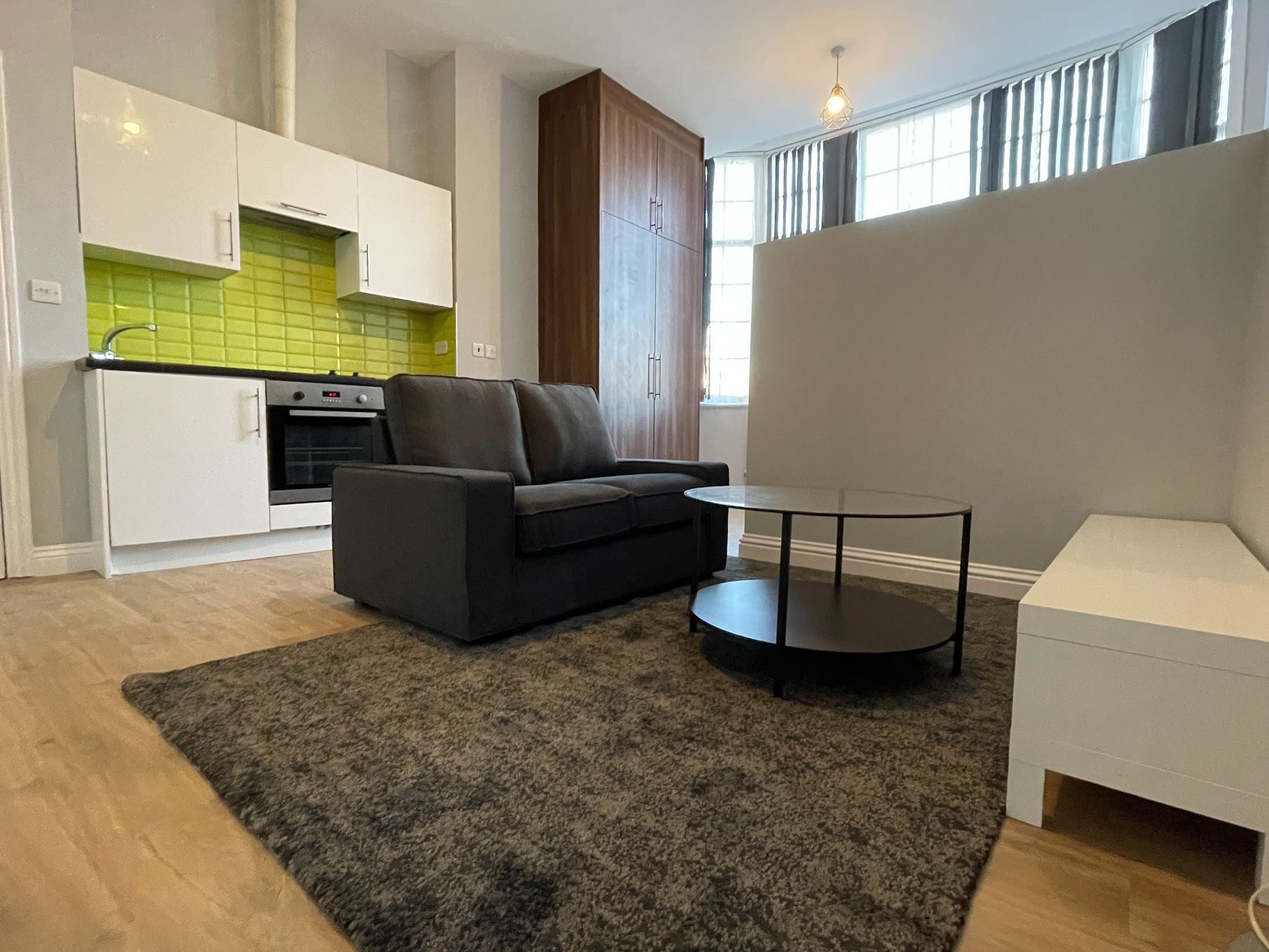 Flat Heathfield Park in Greater London