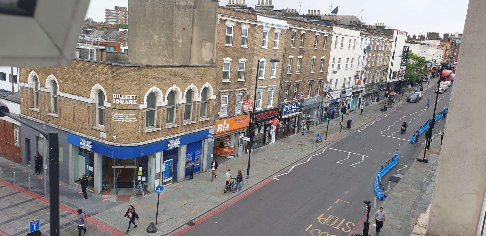 Flat Kingsland High Street in Greater London