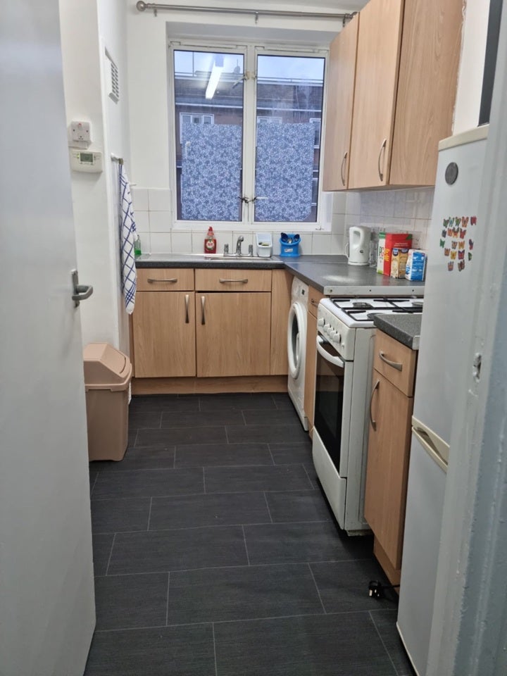 Room Seagrave Close in Greater London