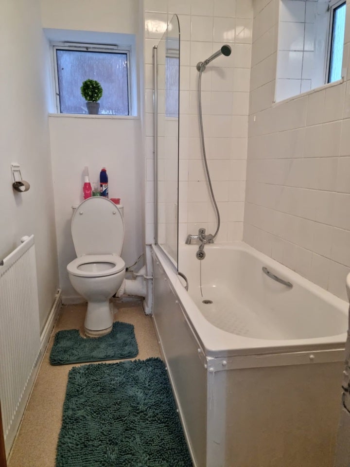 Room Seagrave Close in Greater London