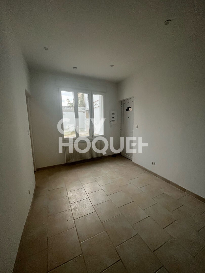 Flat Voirie de Noyon in Giraumont