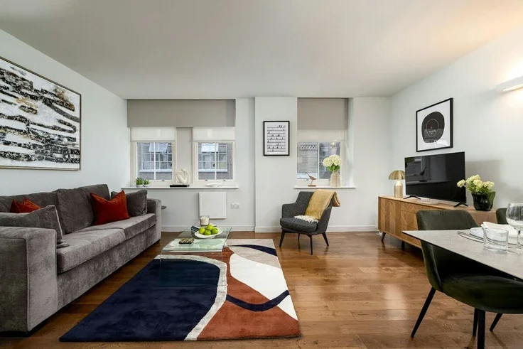 Flat Steward Street in Greater London