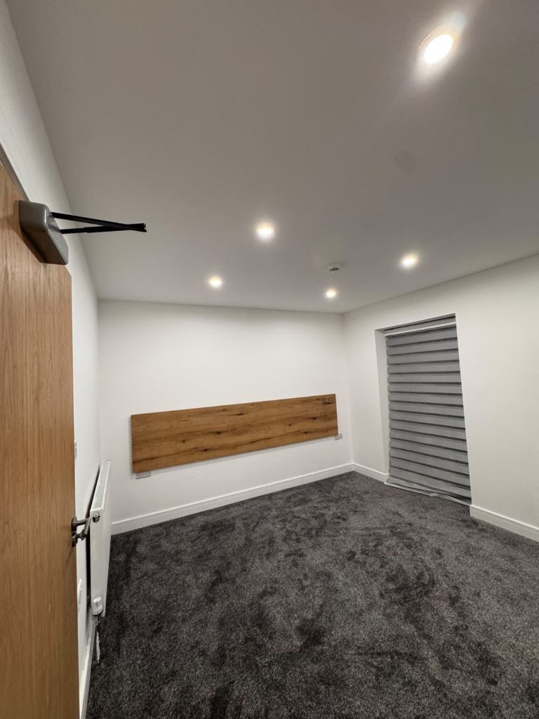 Flat Barking Road in Greater London