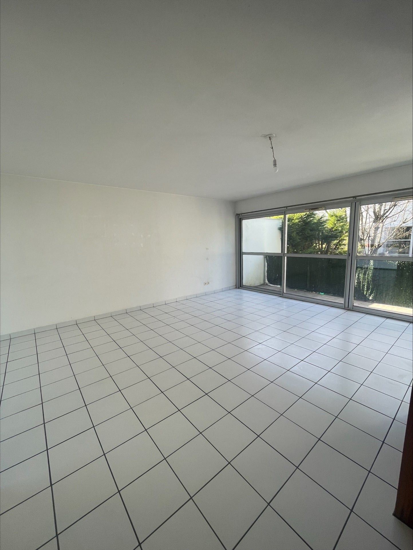 Appartement Rue Raymond Lavigne à Bordeaux