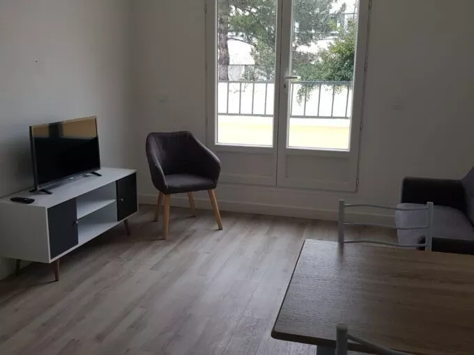 Room Avenue Alexis Pessot in Saint-Maur-des-Fossés