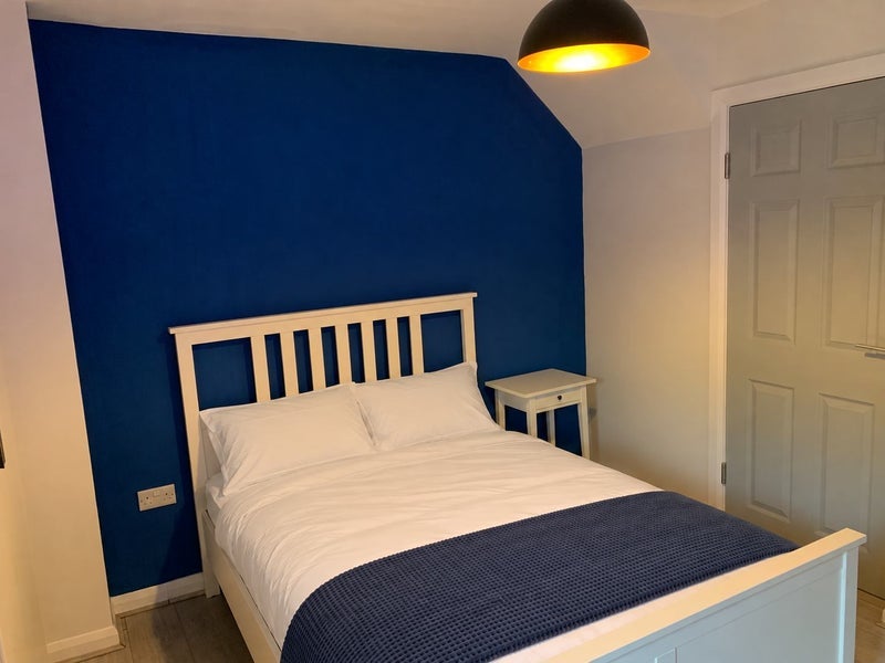 Room Seaford Road in Crawley