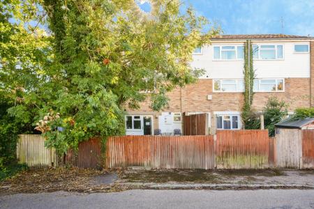Flat Salford Road in Old Marston