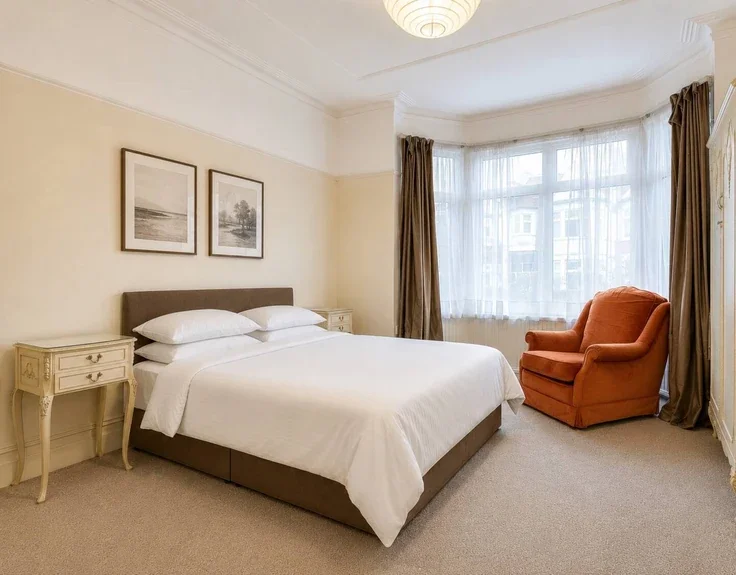 Flat Springcroft Avenue in Greater London