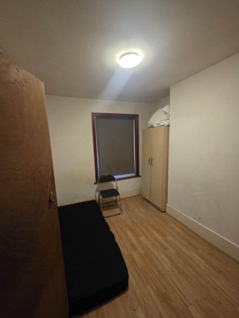 Flat High Road Leyton in Greater London