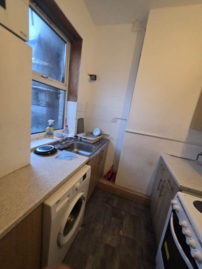 Flat High Road Leyton in Greater London