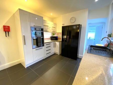 Flat Sackville Street in Newcastle-under-Lyme