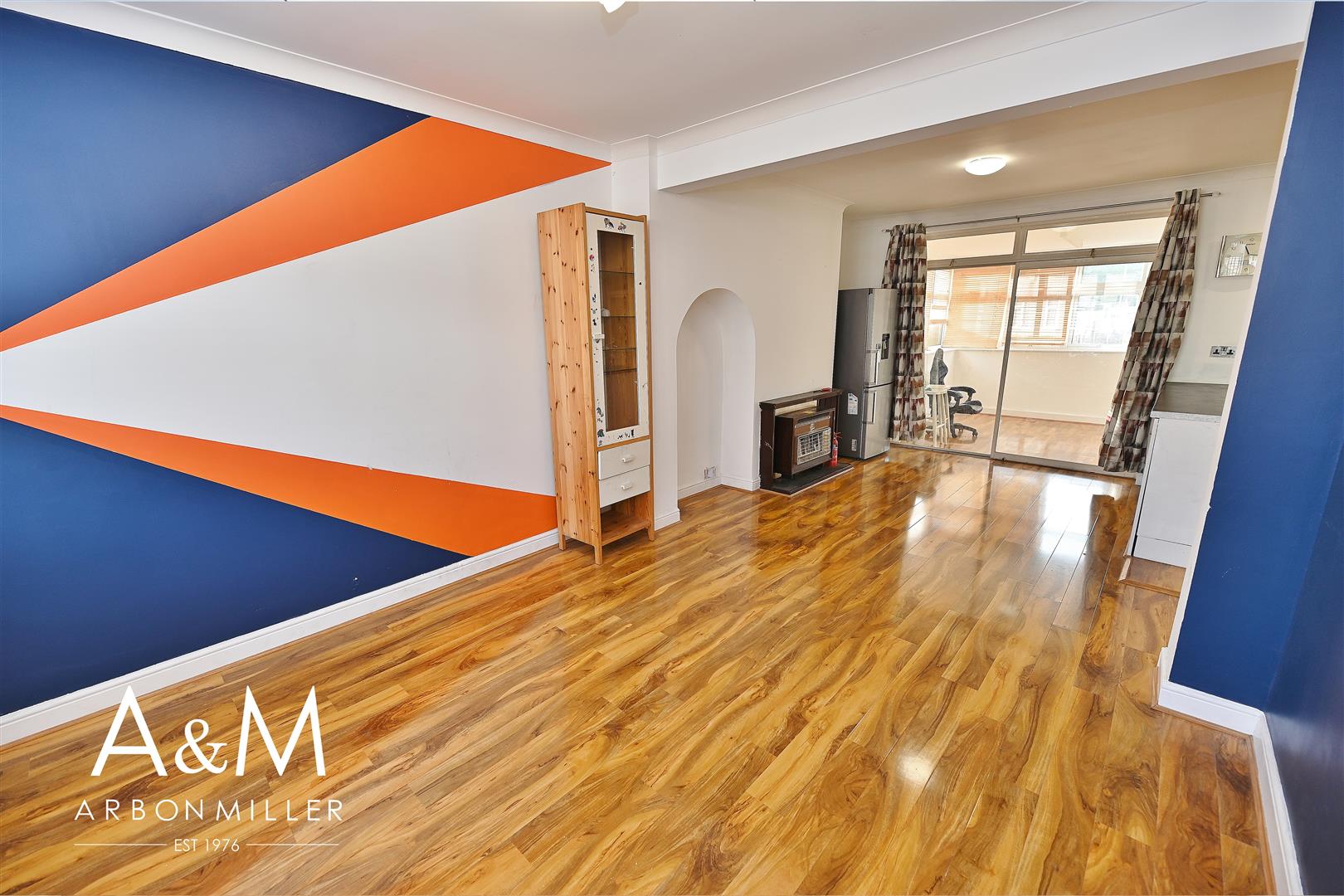 Flat Ascot Close in Greater London