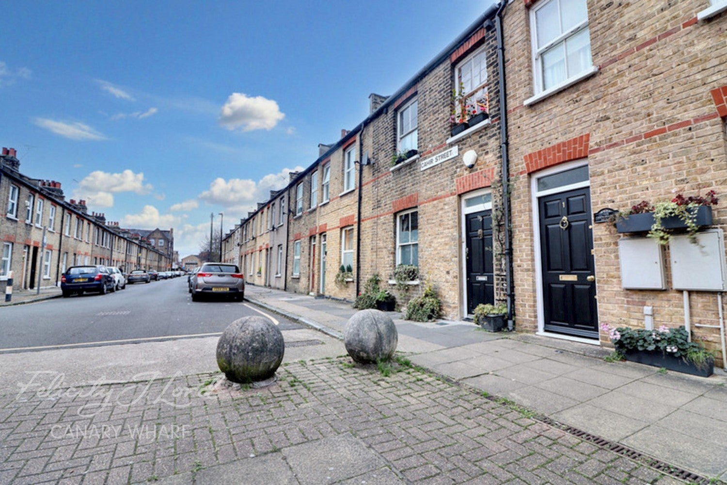 House Cahir Street in Greater London