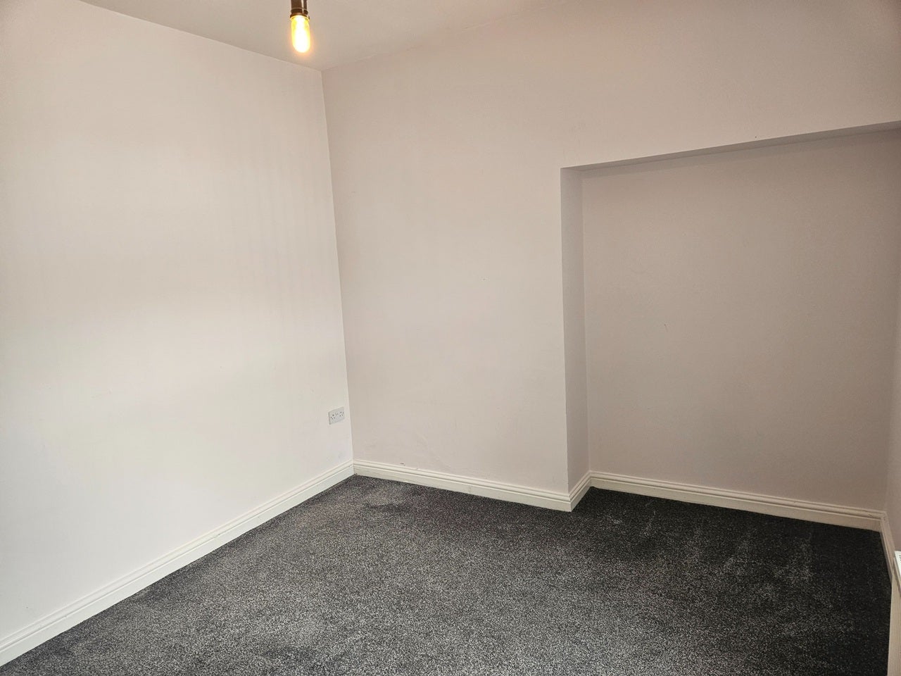 Flat St Johns Crescent in Darlington