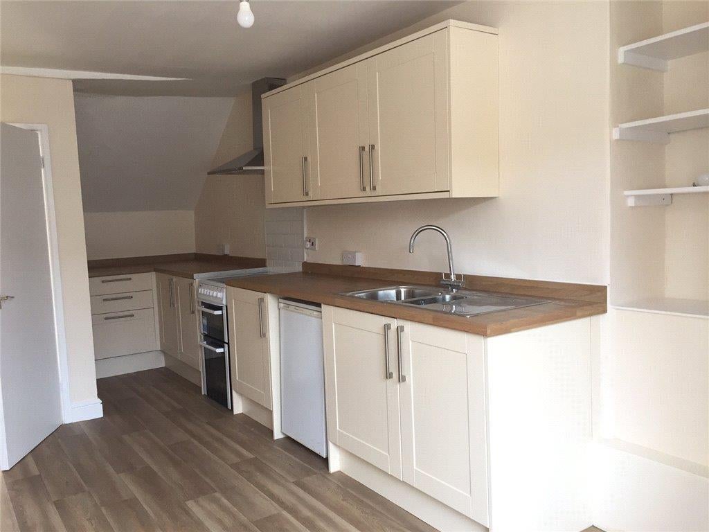 Flat Swan Yard in Sherborne