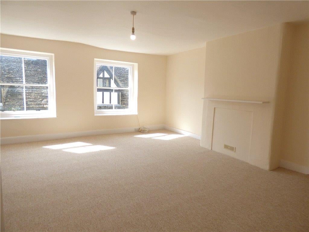 Flat Swan Yard in Sherborne