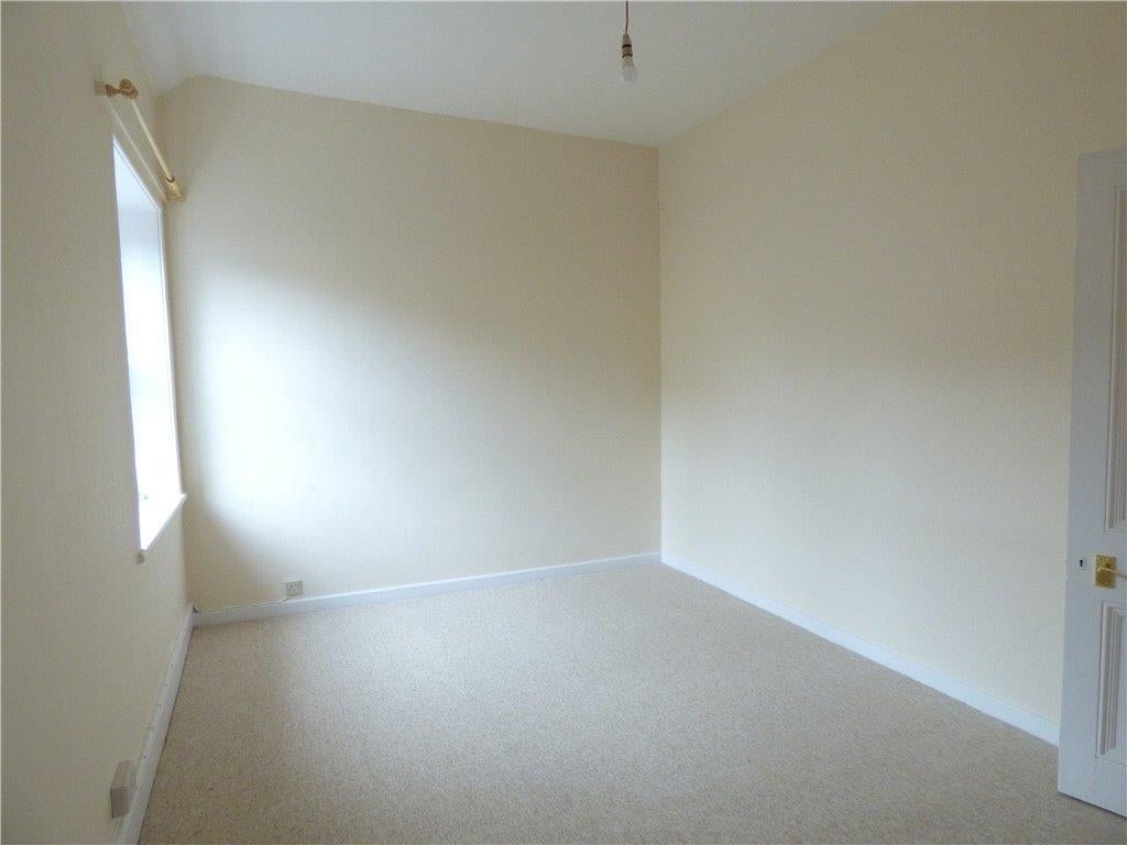 Flat Swan Yard in Sherborne