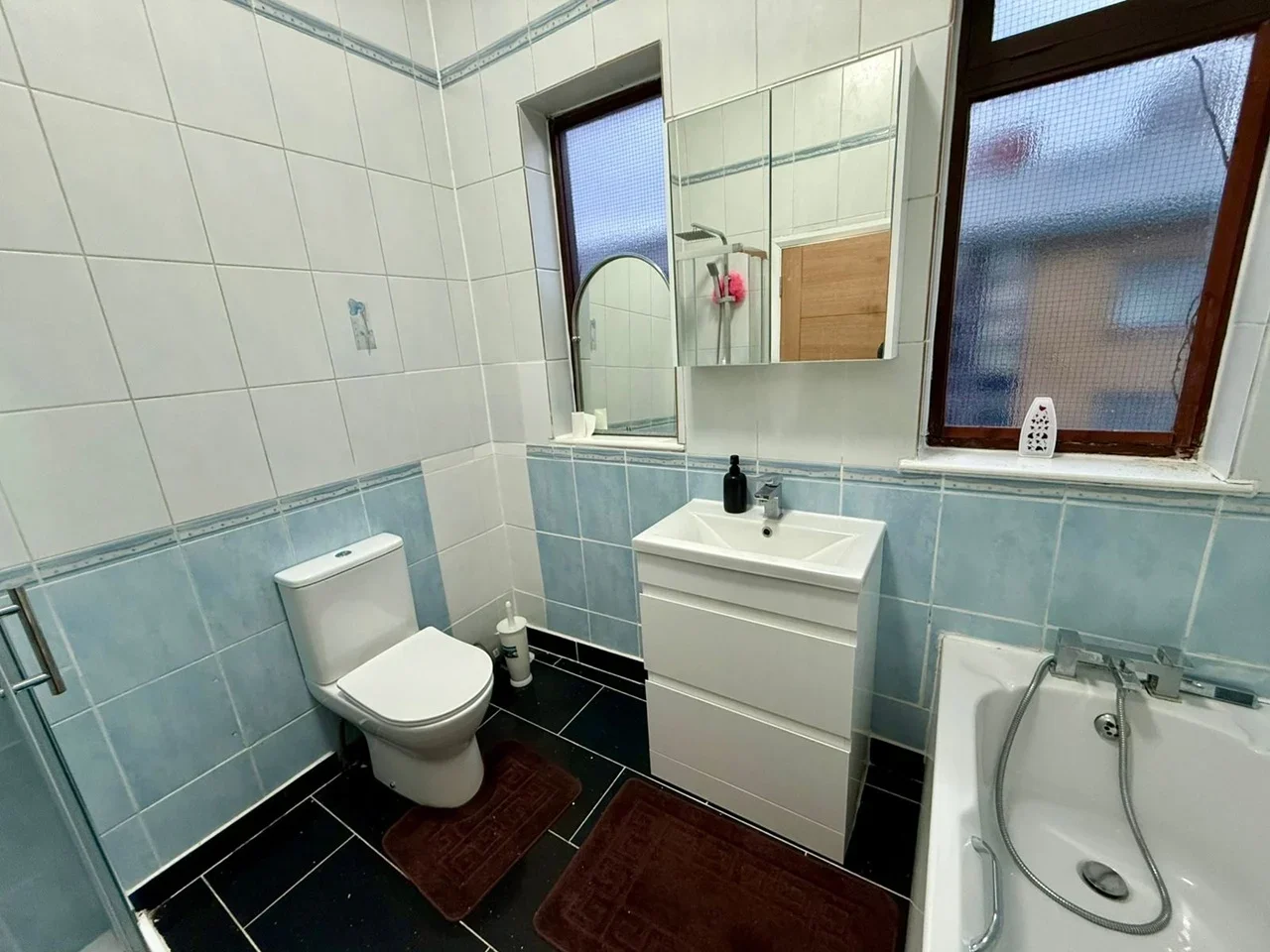 Room Wellspring Close in Greater London