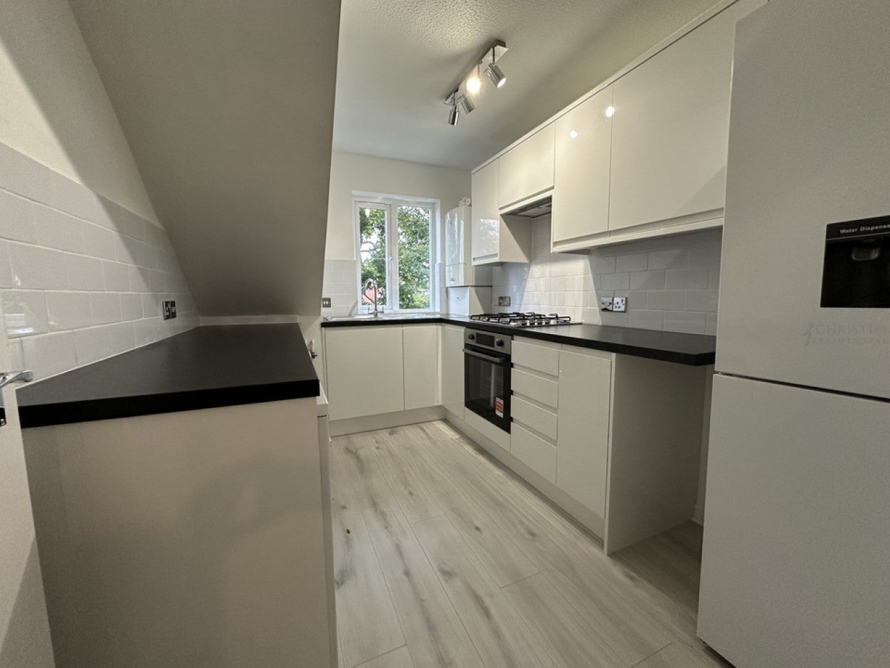Flat Epsom Road in Mole Valley