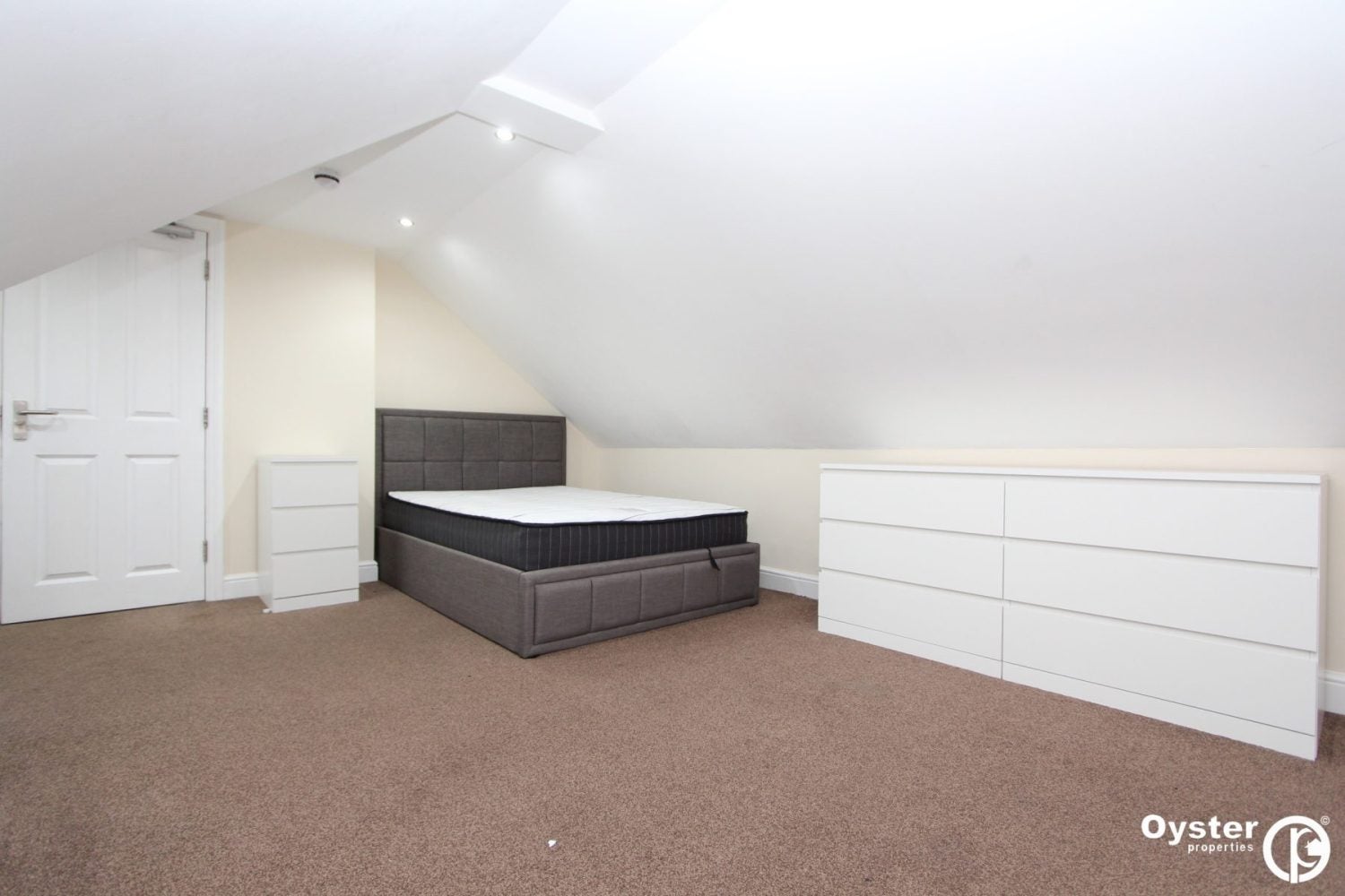 Flat Stretton Way in Hertsmere