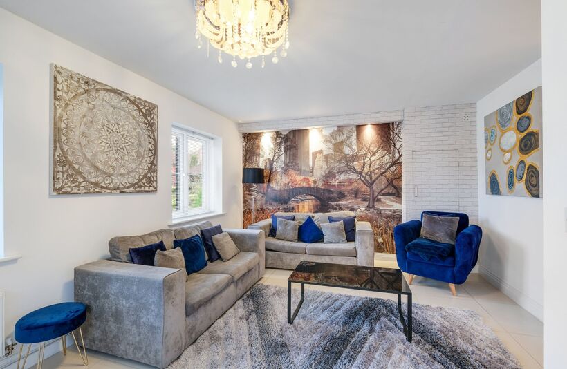 Flat Foxherne in Slough