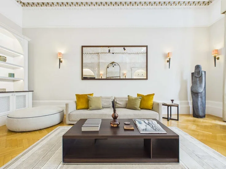 Flat De Vere Gardens in Greater London