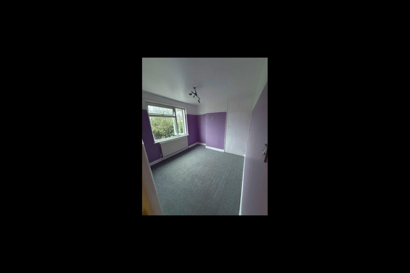 House Chailey Avenue in Greater London