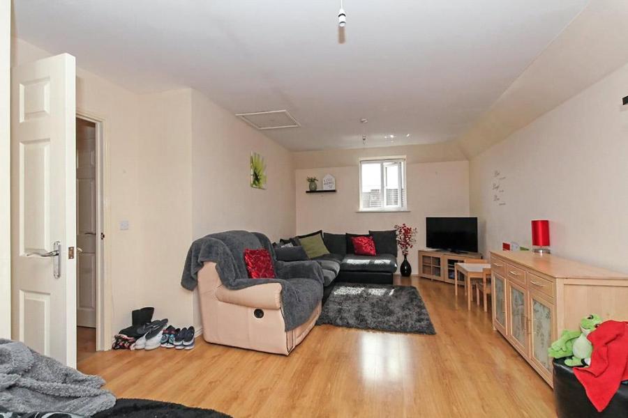 Flat Abelyn Avenue in Sittingbourne