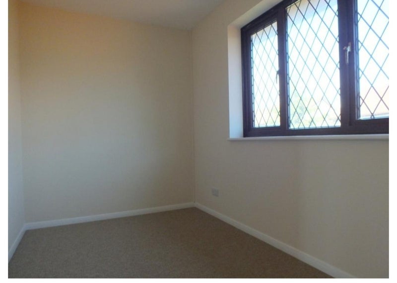 Room Perrymead in Weston-super-Mare
