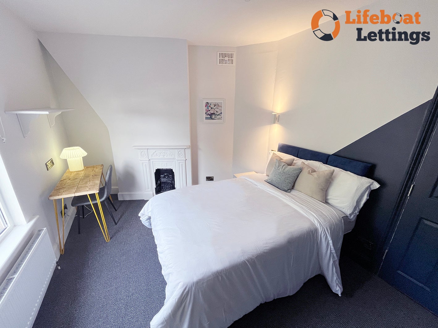 Room Sussex Avenue in Ashford
