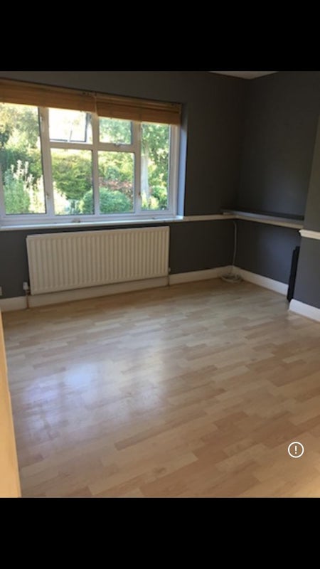 Room Copse Avenue in Greater London