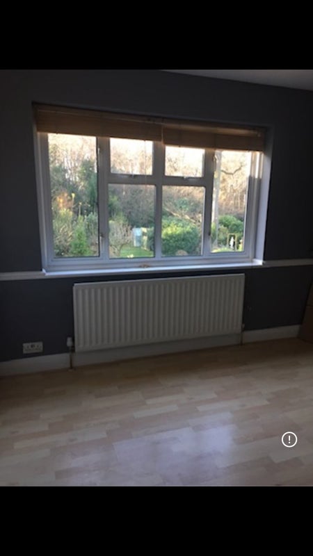 Room Copse Avenue in Greater London