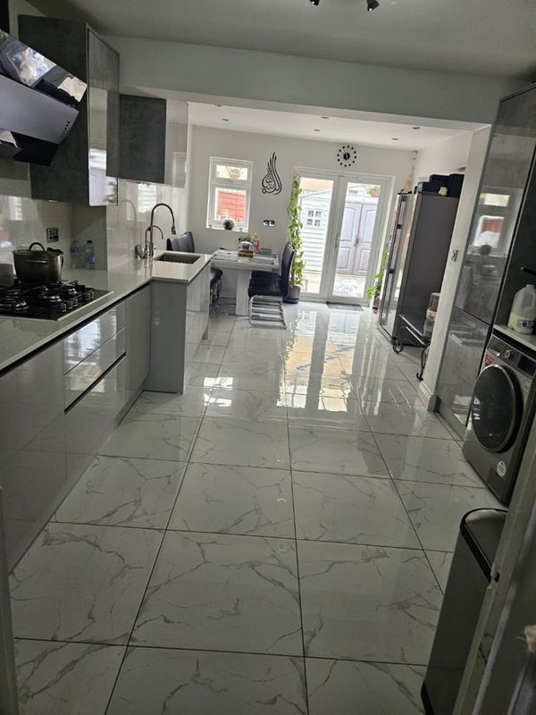Room Halsway in London