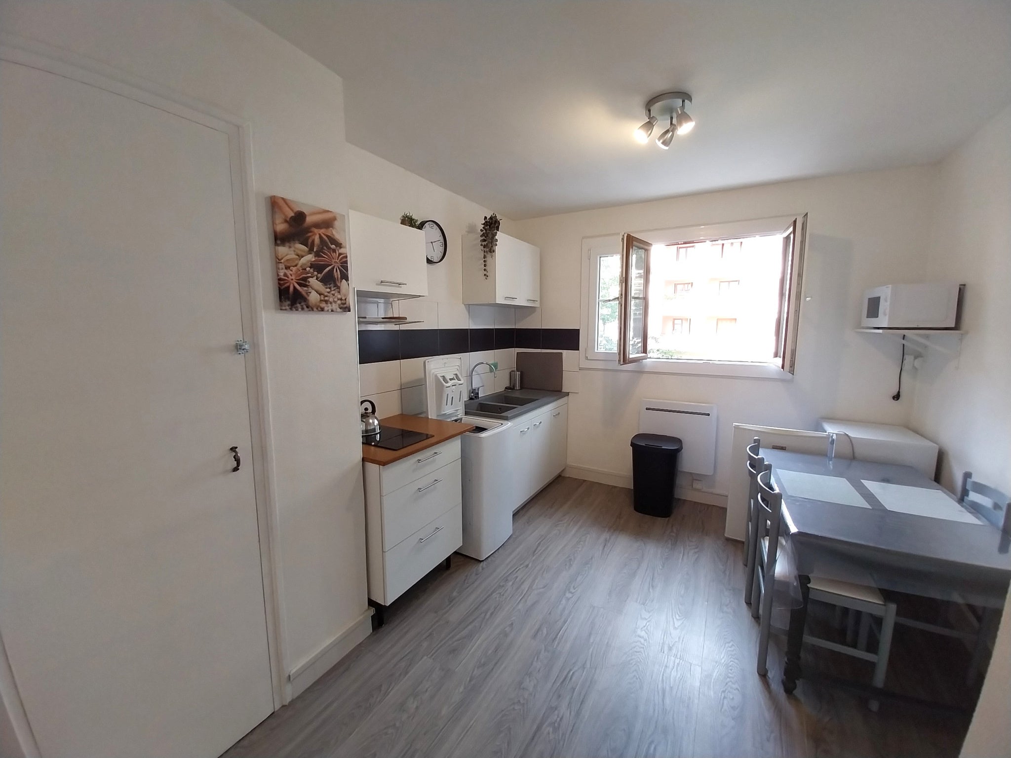Flat Rue Antoine Bernoux in Villeurbanne