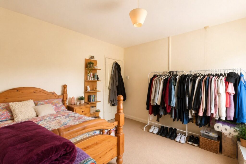 Flat Burghill Road in Bristol