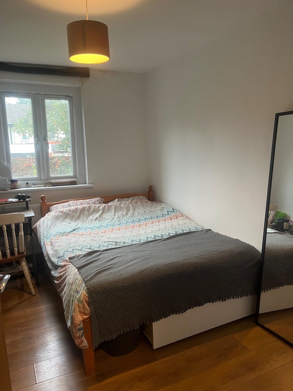 Room Southwold Road in Greater London