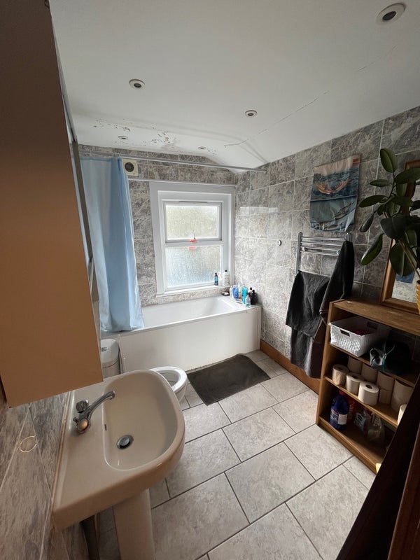Room Southwold Road in Greater London