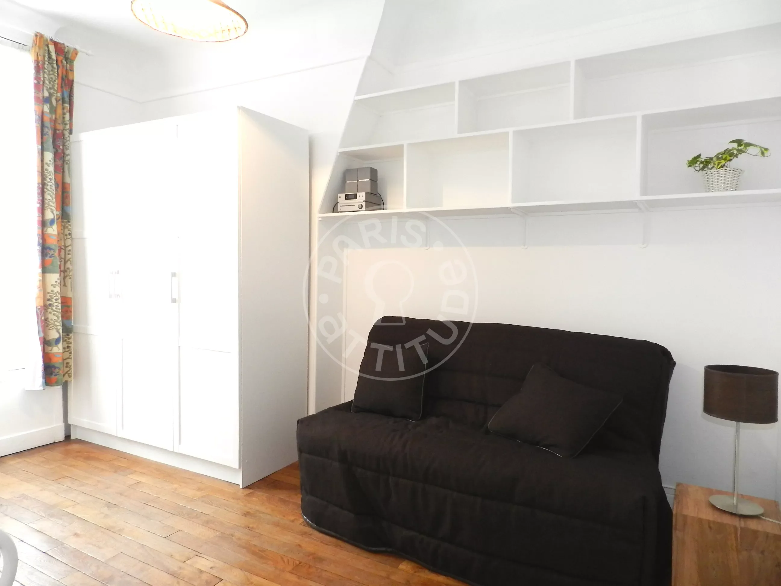 Appartement Rue des Tournelles à Paris