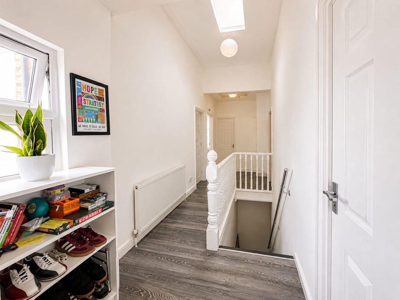 Flat Brownlow Road in Greater London