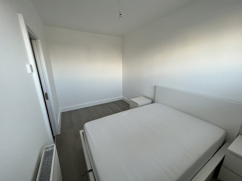 Room Tanners Hill in Greater London