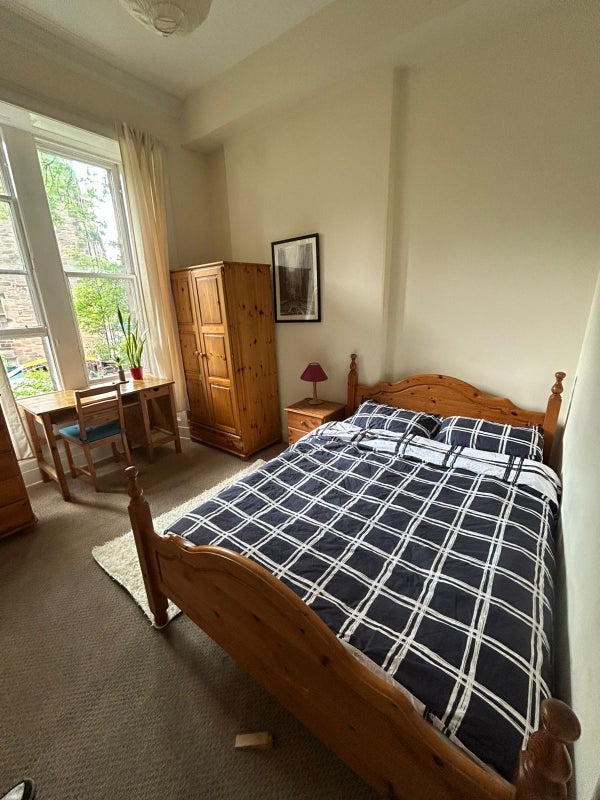 Flat Brougham Place in City of Edinburgh