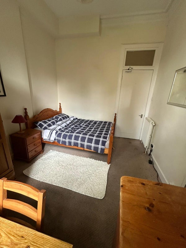 Flat Brougham Place in City of Edinburgh