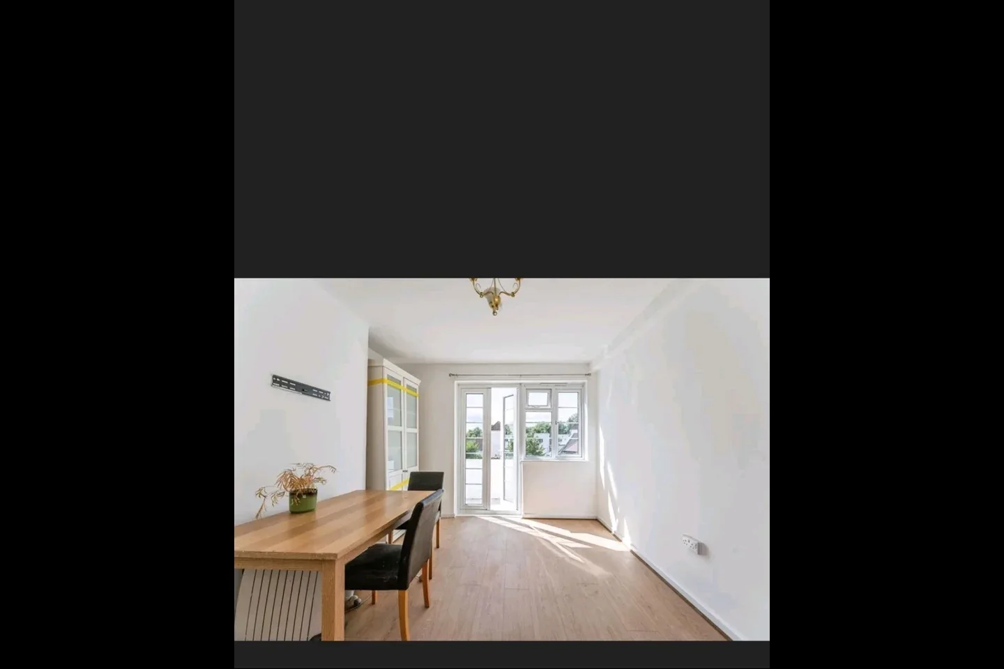 Flat Beech Lawns in Greater London