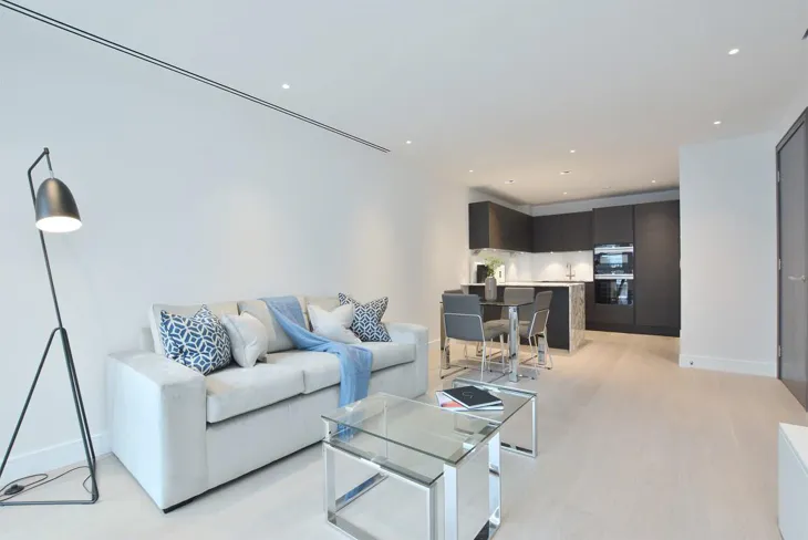 Flat Thurstan Street in Greater London