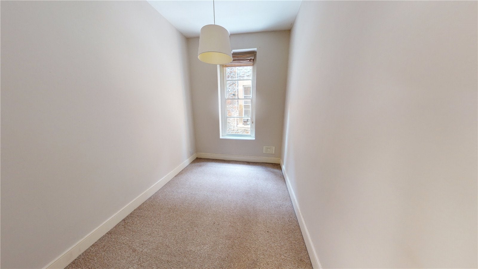 Flat Beaufort Road in Bristol