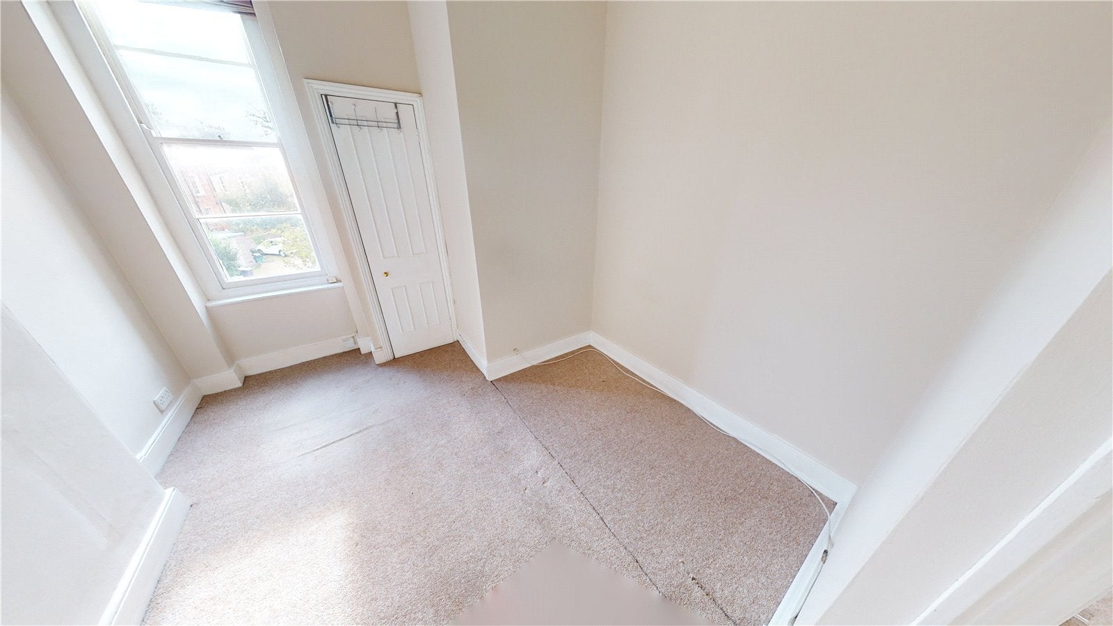 Flat Beaufort Road in Bristol